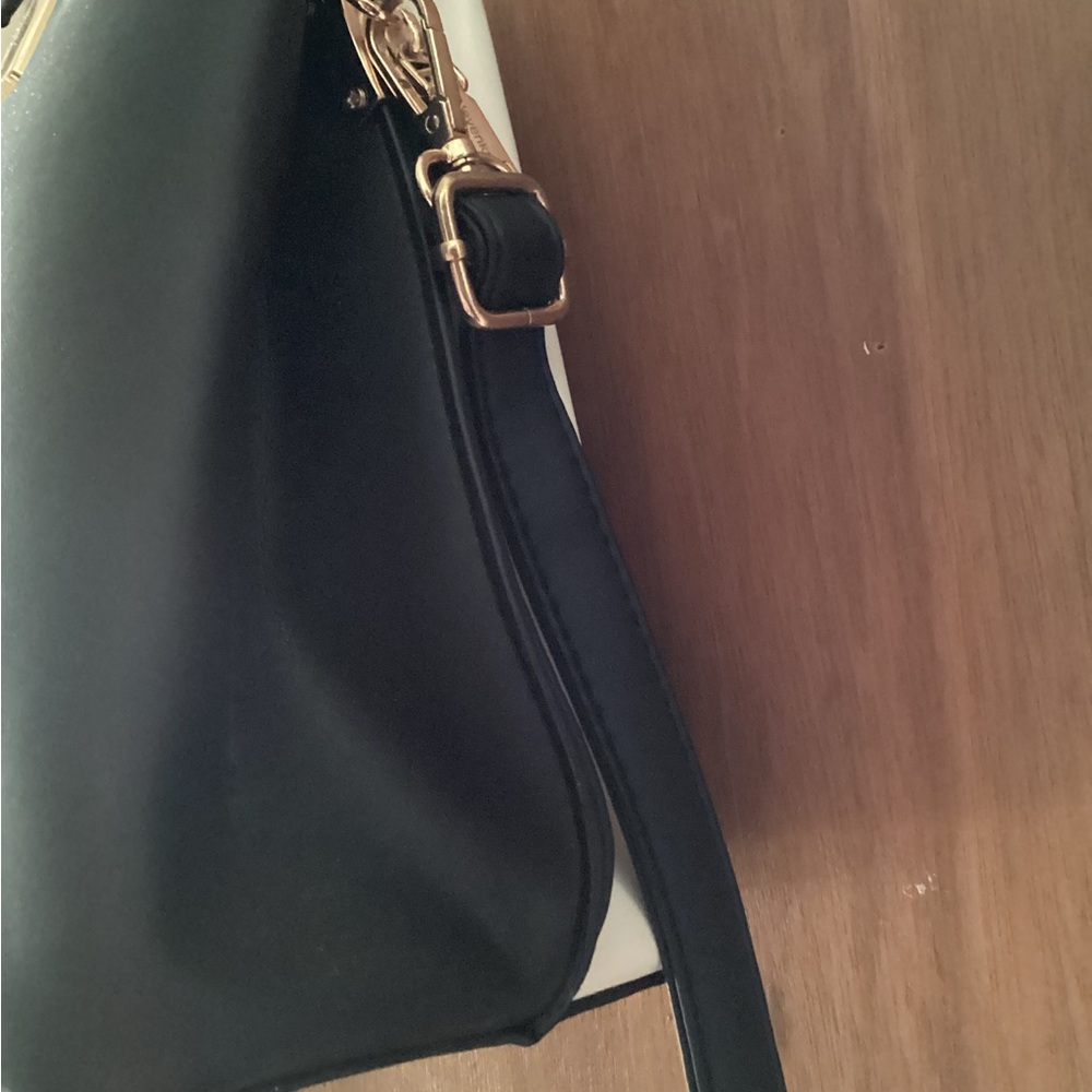 Handbag - Picture 9 of 13